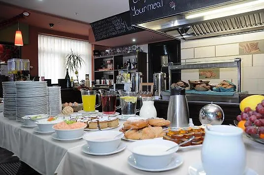 Green Hotel Budapest 4*,  Hungary