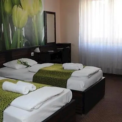 Green Hotel Budapest 4*,  Hungary