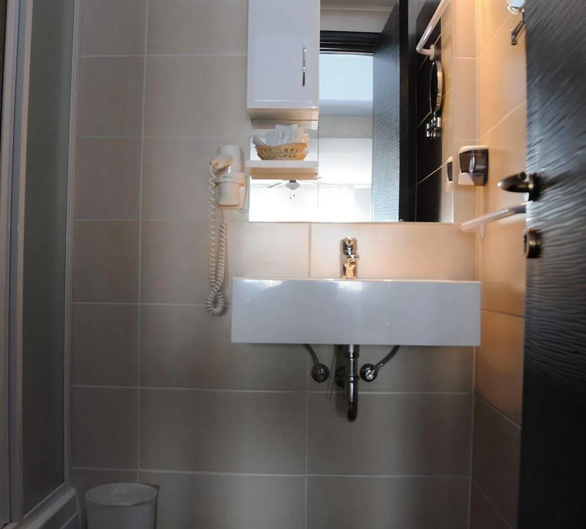 Green Hotel Budapest 4*,  Hungary