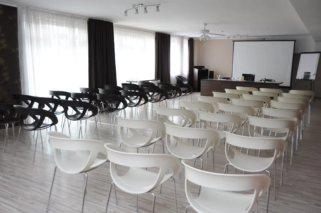 Green Hotel Budapest 4*,  Hungary